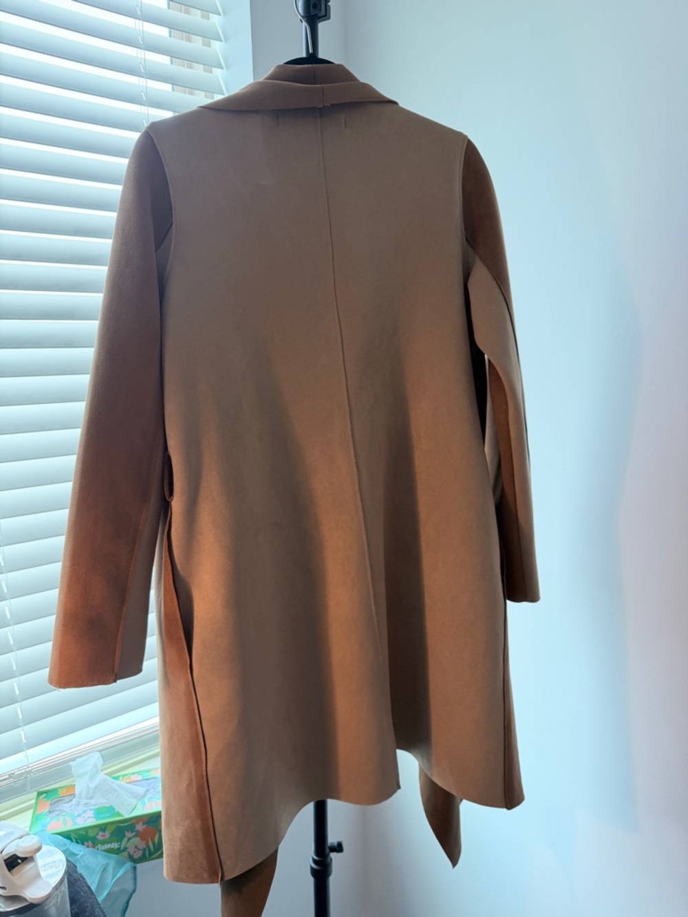 Zara Two-Tone Brown and Black Wrap Top - Picture 9 of 11